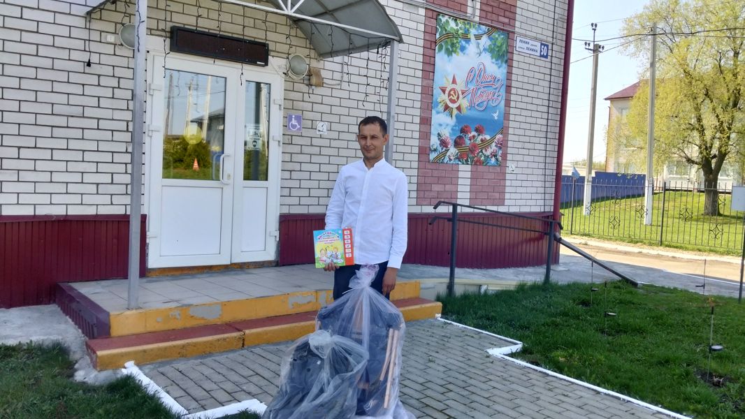 Радость в большой семье: пункт проката помог встретить нового члена семьи Мироновых
