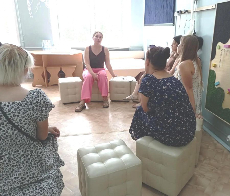 Психологическая поддержка: Встреча психологов с семьями участников СВО в Козловке