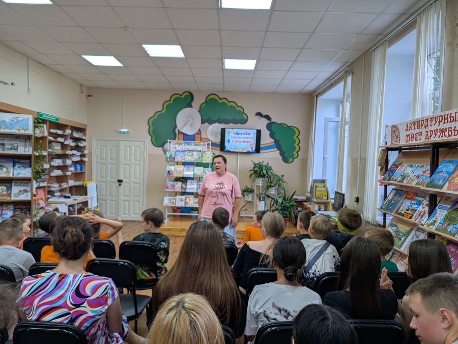 Посещение детско-юношеской библиотеки