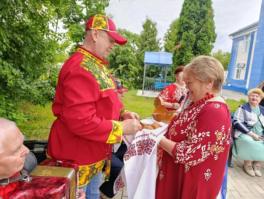 «Играй, гармонь – живи, Россия!»:  Шумерлинцы обрели новых друзей и почувствовали единство на музыкальном празднике