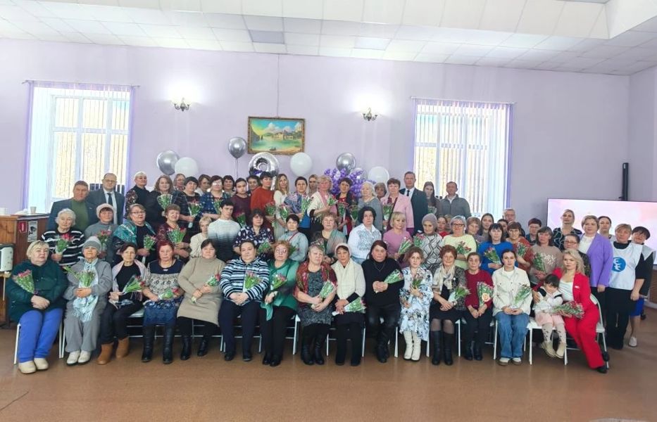 «Весна и сердце шепчут в унисон»