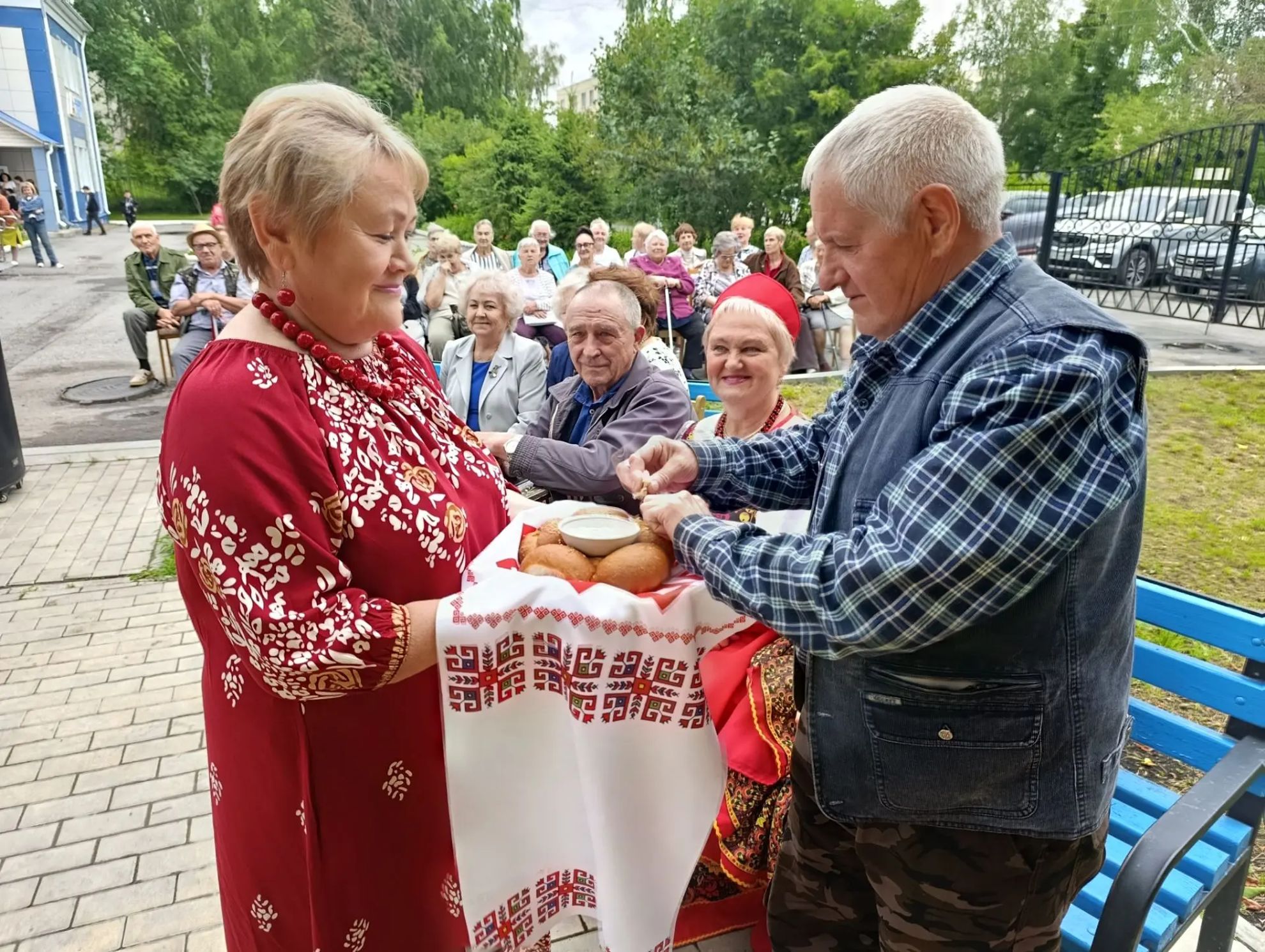 "Играй, гармонь – живи, Россия!": Шумерлинцы обрели новых друзей и почувствовали единство на музыкальном празднике