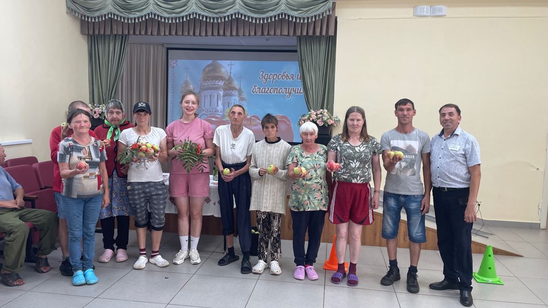 Праздник: «Яблочный спас»