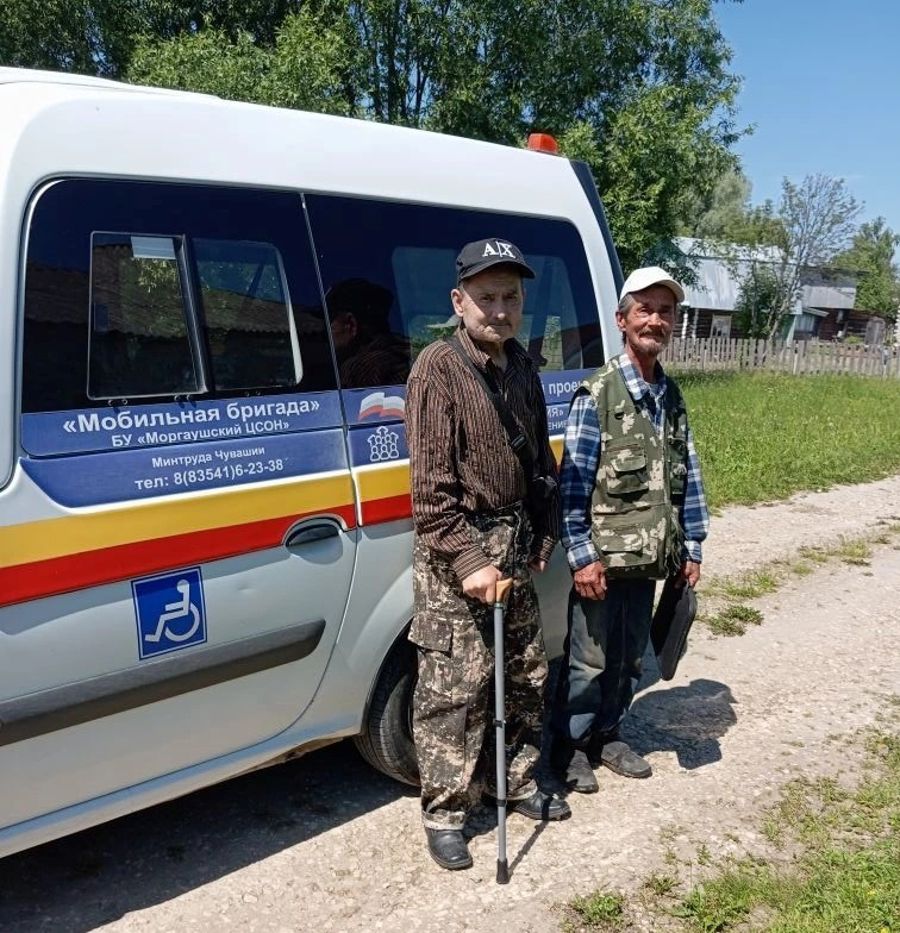 Помощник по уходу – поддержка и опора для получателей социальных услуг