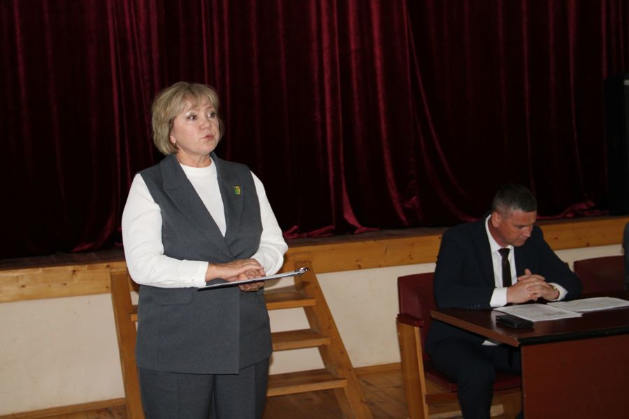 Директор Цивильского ЦСОН рассказала о реализации проекта Главы Чувашской Республики Олега Николаева «Шаг в мирную жизнь» в Цивильском муниципальном округе.