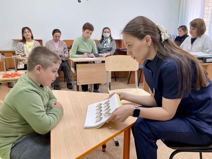 Стажировка специалистов Кугесьского детского дома-интерната в рамках пилотного проекта по комплексной реабилитации и абилитации детей