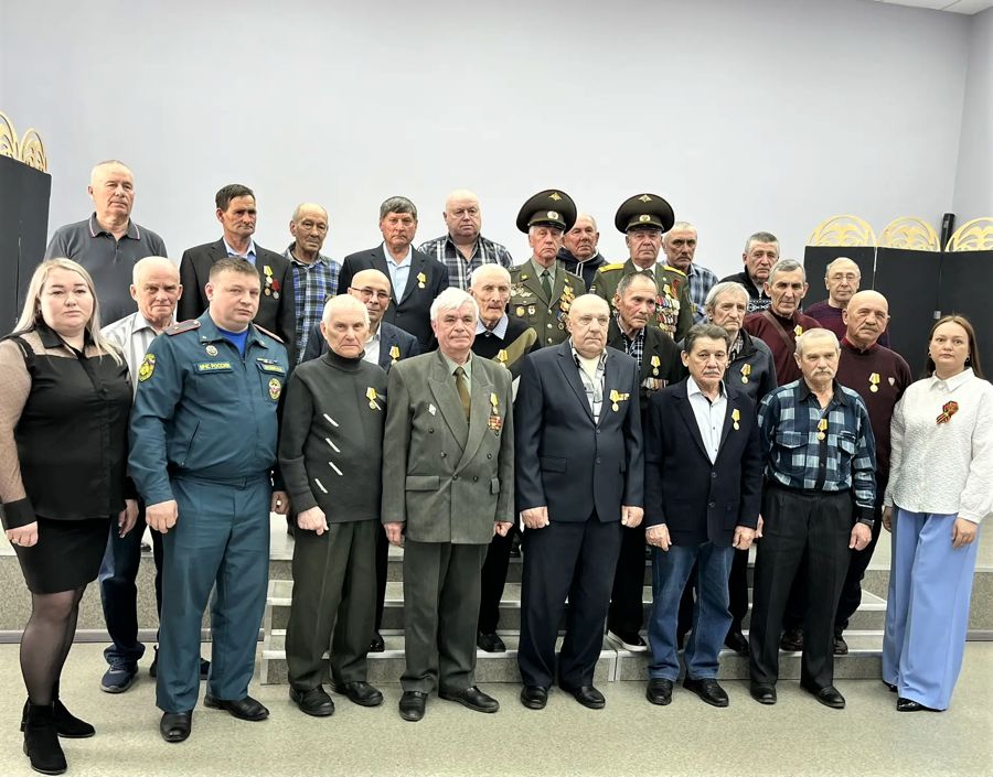 Вручение медалей ликвидаторам Чернобыльской катастрофы в Шумерле