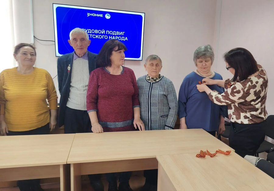 Вручение Георгиевских лент серебряным волонтёрам