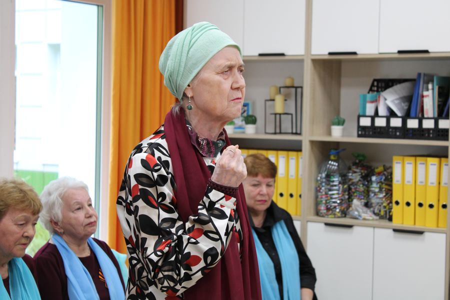 В память о подвиге: мероприятия ко Дню памяти и скорби прошли в социальном центре