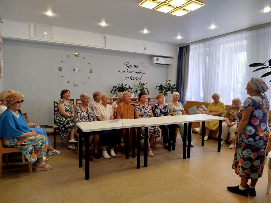 Единство в многообразии: выставка в центре дневного пребывания познакомила посетителей с культурой народов России