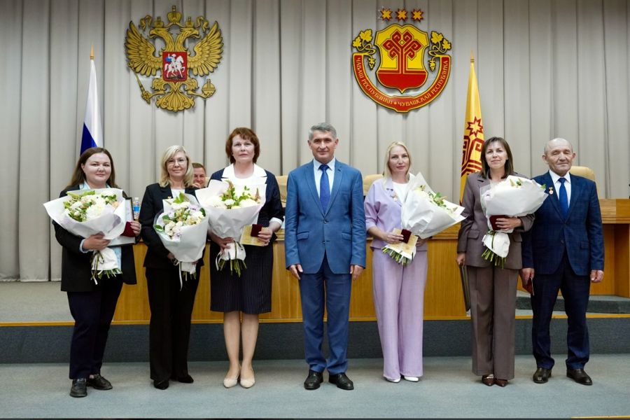 В Доме Правительства Чувашии прошло расширенное заседание коллегии Министерства труда и социальной защиты республики, приуроченное к профессиональному празднику – Дню социального работника.