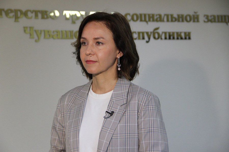 Поздравление Алены Елизаровой с Днем социального работника