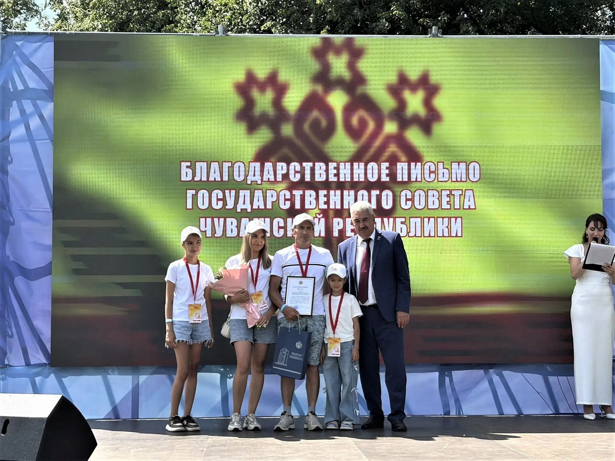 Многодетная семья Фондеркиных — пример для всех!