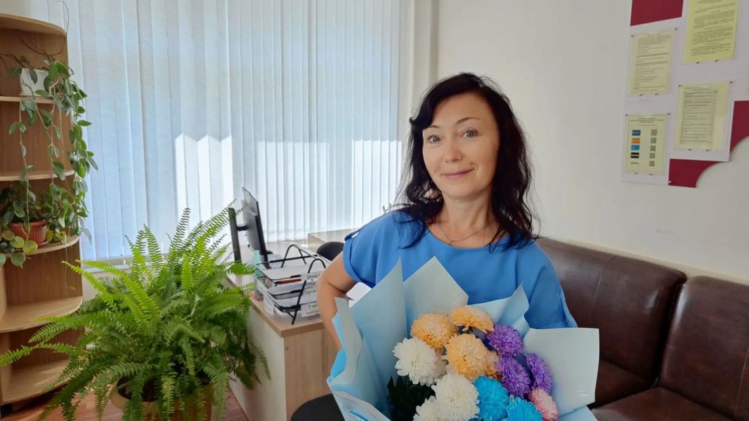 Социальному работнику Татьяне Ильиной исполнилось 50 лет
