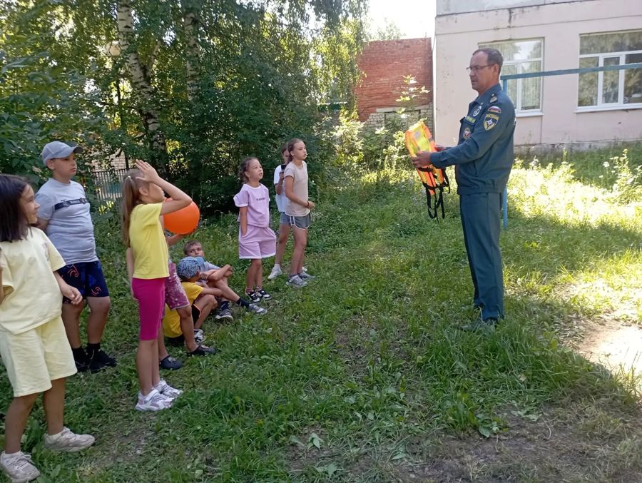 Азбука безопасности - встреча с инспектором ГИМС