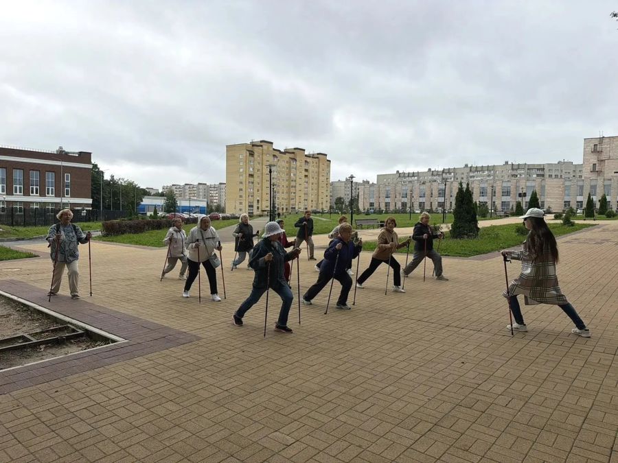 Скандинавская ходьба — путь к активному долголетию
