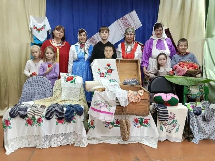Откроем бабушкин сундук…