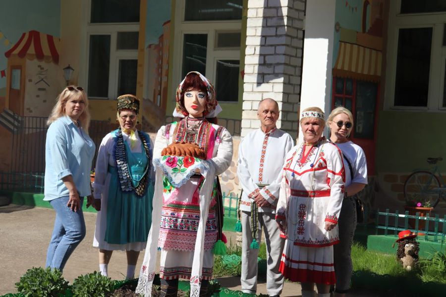Под созвездием народного единства