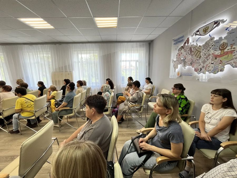 Безопасность — в приоритете: в Шумерлинском КЦСОН провели обучающее занятие