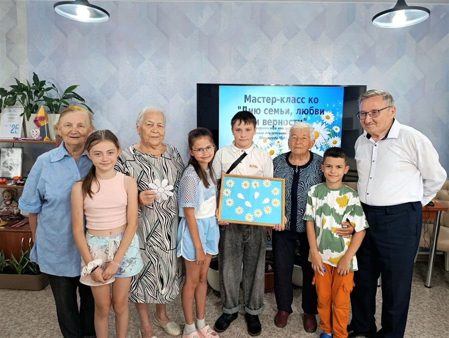 Семейные ценности — основа крепкого общества!