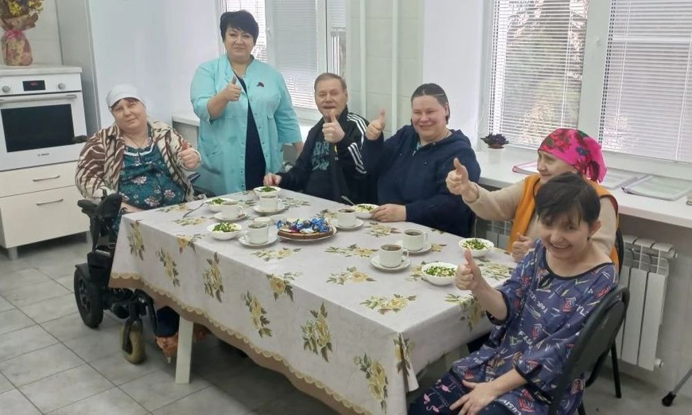 Жители дома-интерната вкладывают душу в готовку