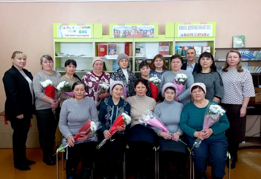 В преддверии светлого весеннего праздника в Красночетайском округе поздравили матерей и жён участников СВО