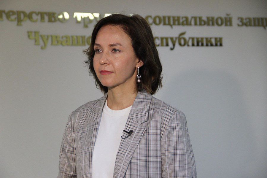 Поздравление Алены Елизаровой с Днем социального работника