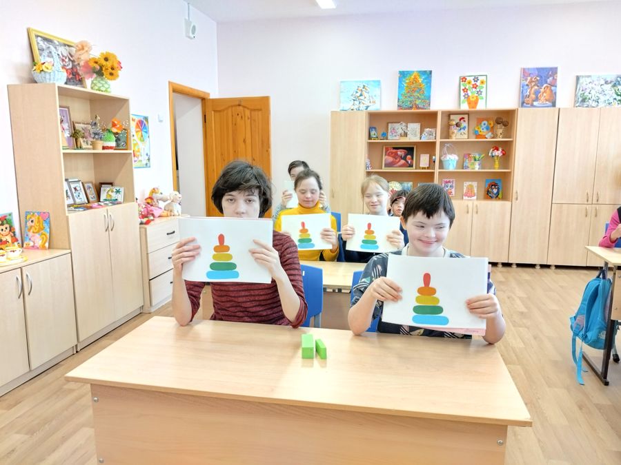 Наши любимые игрушки.
