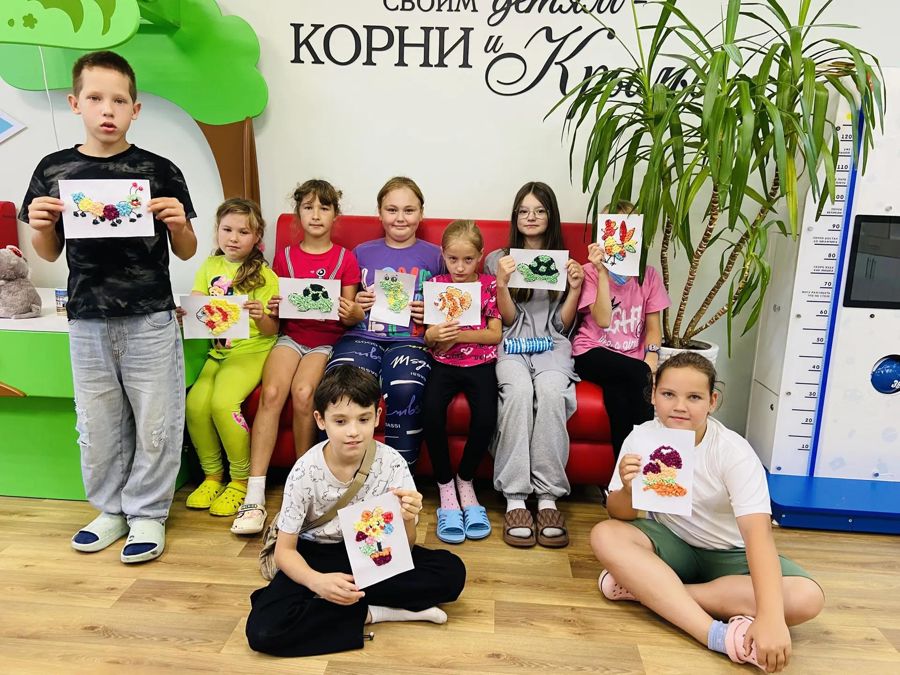Море красок и океан восторга: в Шумерлинском КЦСОН прошел мастер-класс
